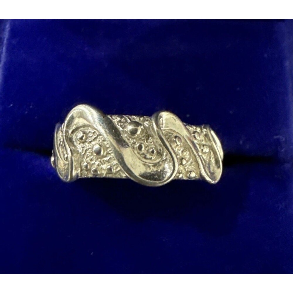 Vintage Beautiful  Shube Ring Sterling Silver 925 Wavy Pattern Ring Sz10 & 4.56g